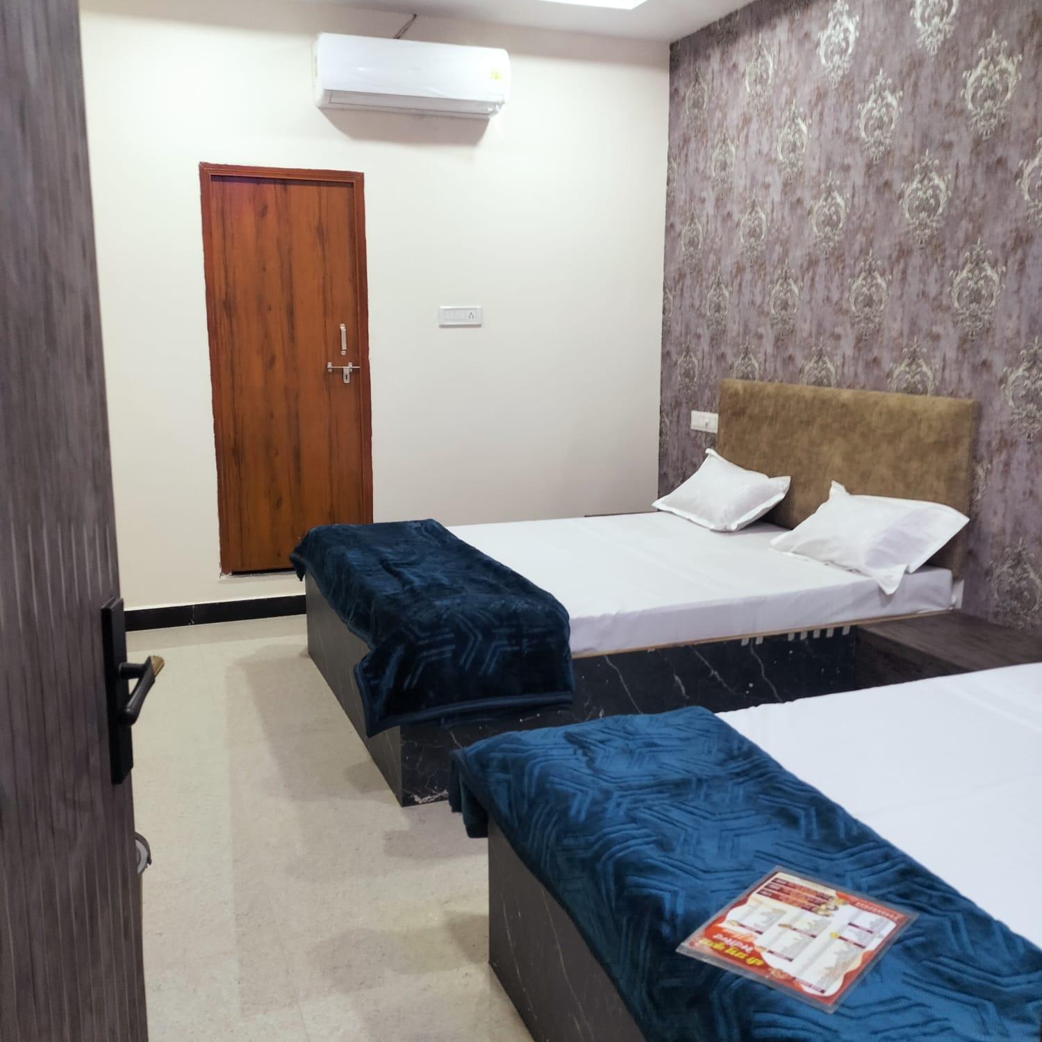 Hotel Somnath Inn Удджайн Екстер'єр фото